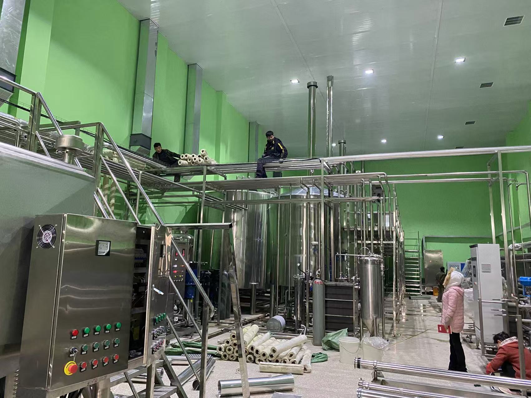 黔西精酿啤酒设备厂—精酿啤酒设备制造:传承工艺与创新科技的交融